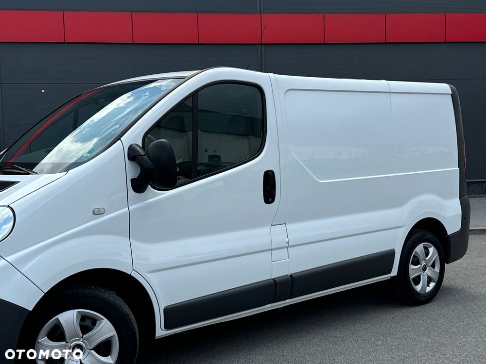Renault Trafic - 22