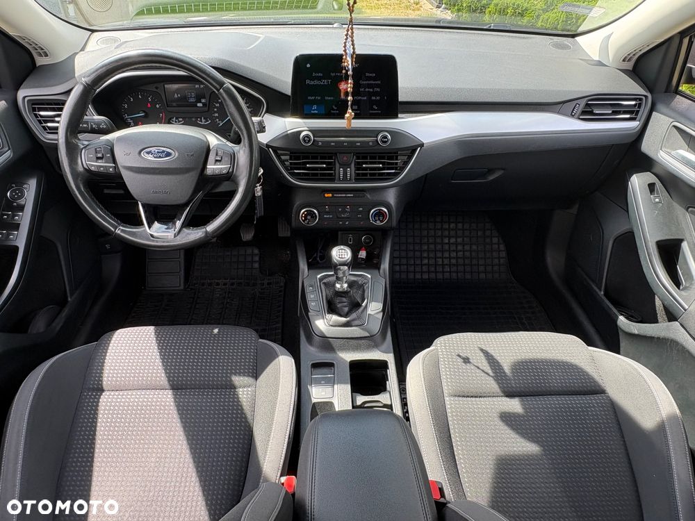 Ford Focus 1.0 EcoBoost Titanium - 16