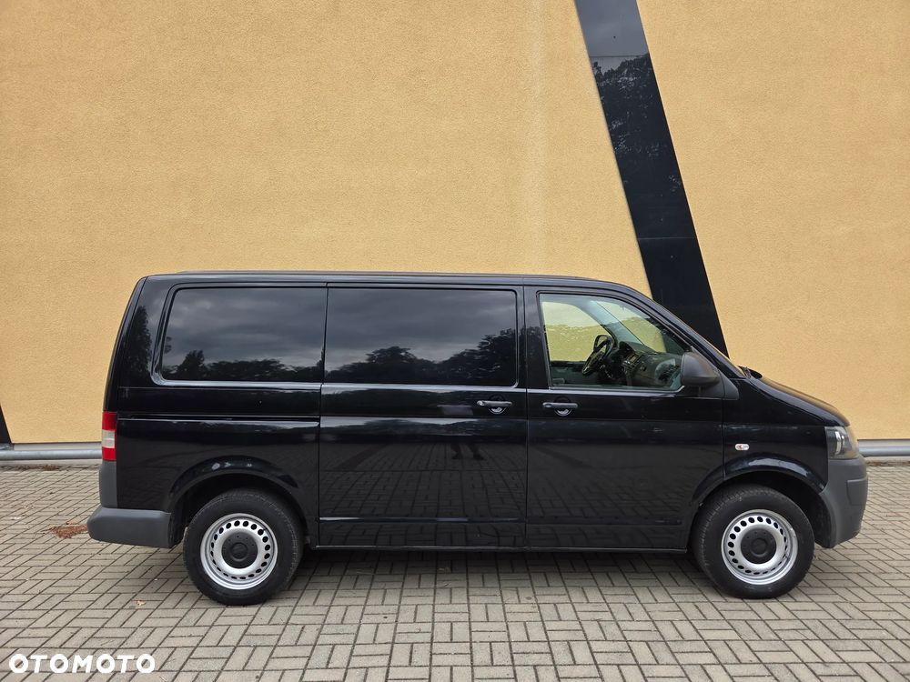 Volkswagen Transporter - 2