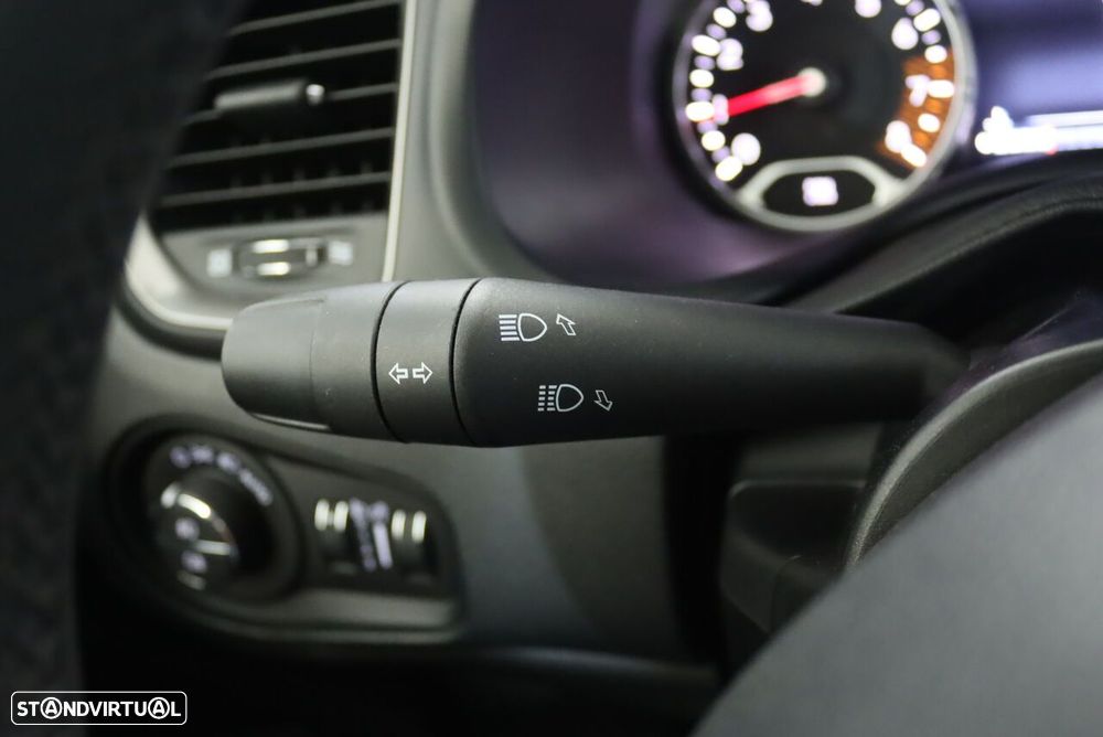 Jeep Renegade 1.0 T Limited - 21