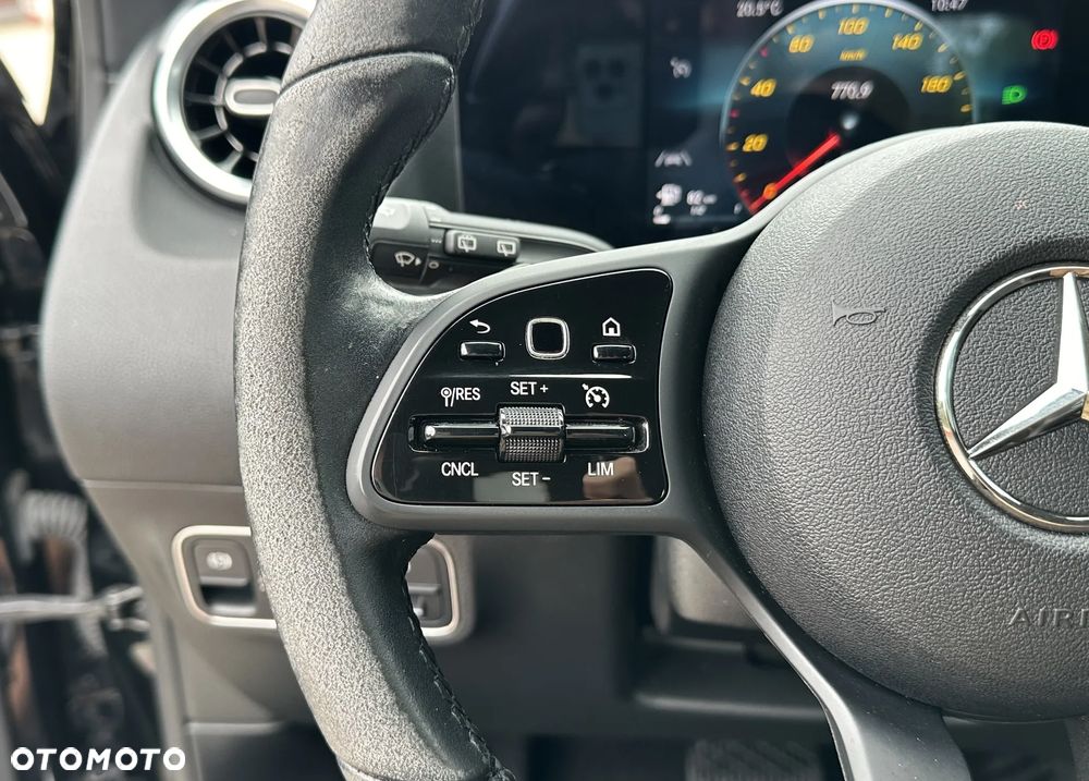 Mercedes-Benz GLA 200 Style - 19