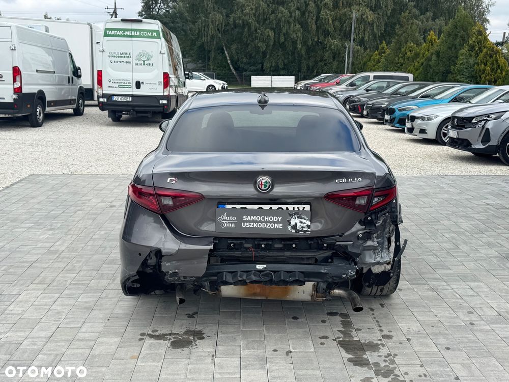 Alfa Romeo Giulia 2.0 Turbo Veloce Q4 - 8