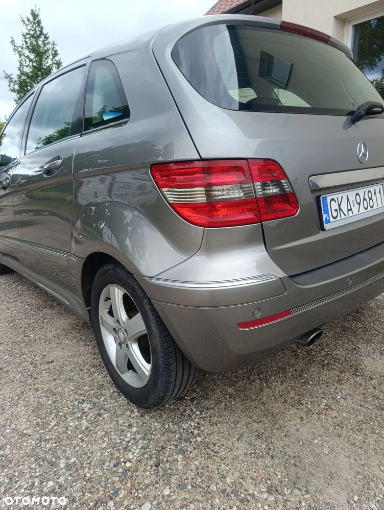 Mercedes-Benz Klasa B 180 CDI Autotronic - 8