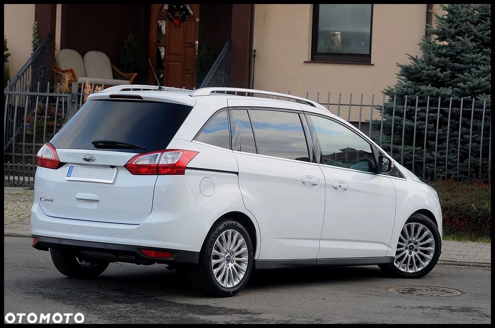 Ford C-MAX 2.0 TDCi Titanium - 4