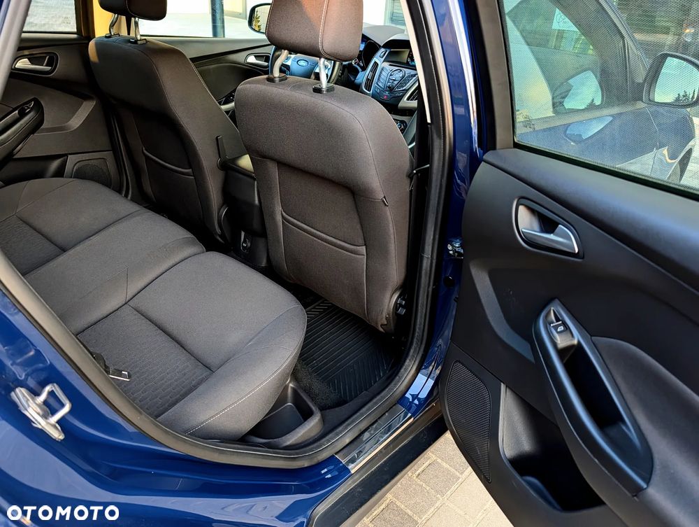 Ford Focus 1.6 EcoBoost Titanium - 12