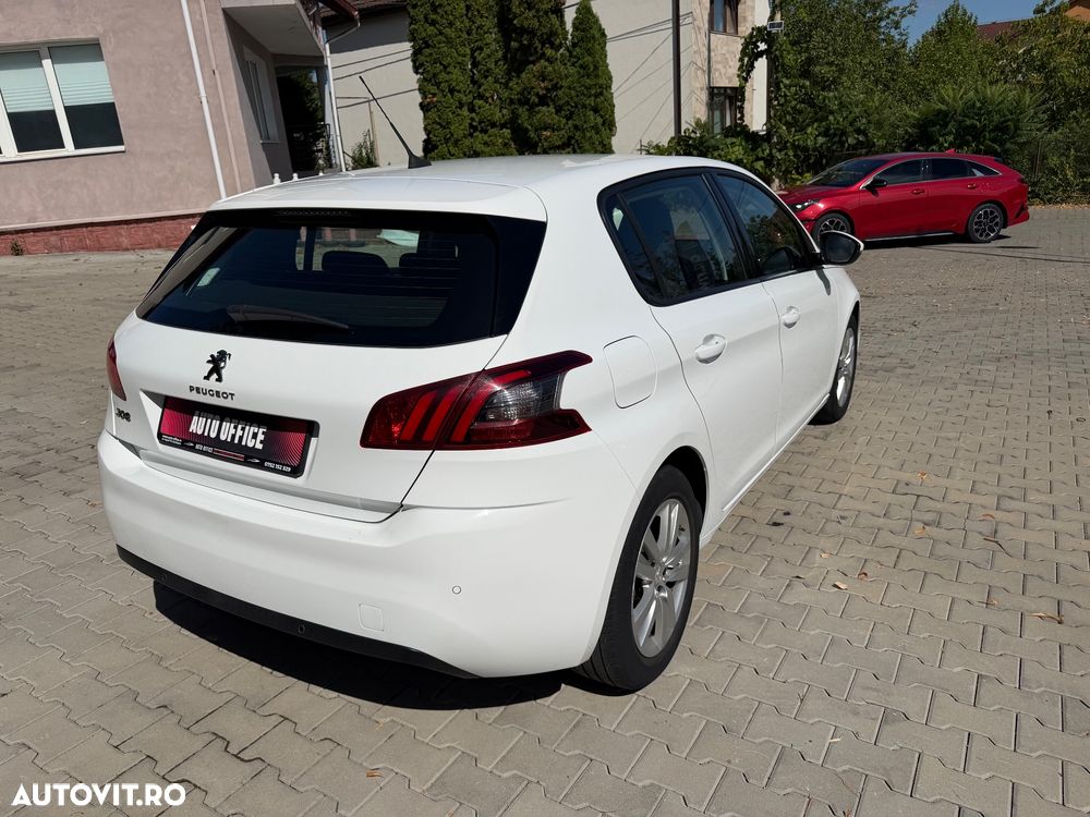 Peugeot 308 1.2 L PureTech Turbo S&S EAT8 Active Pack - 7