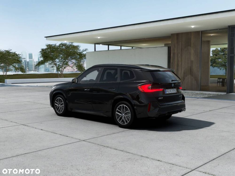 BMW iX1 eDrive20 - 3