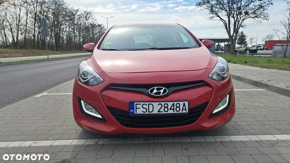 Hyundai i30 1.6 CRDI Trend - 1