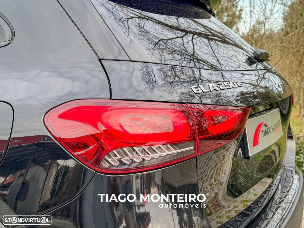 Mercedes-Benz GLA 250 e AMG Line - 11