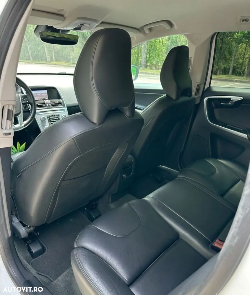 Volvo XC 60 - 11