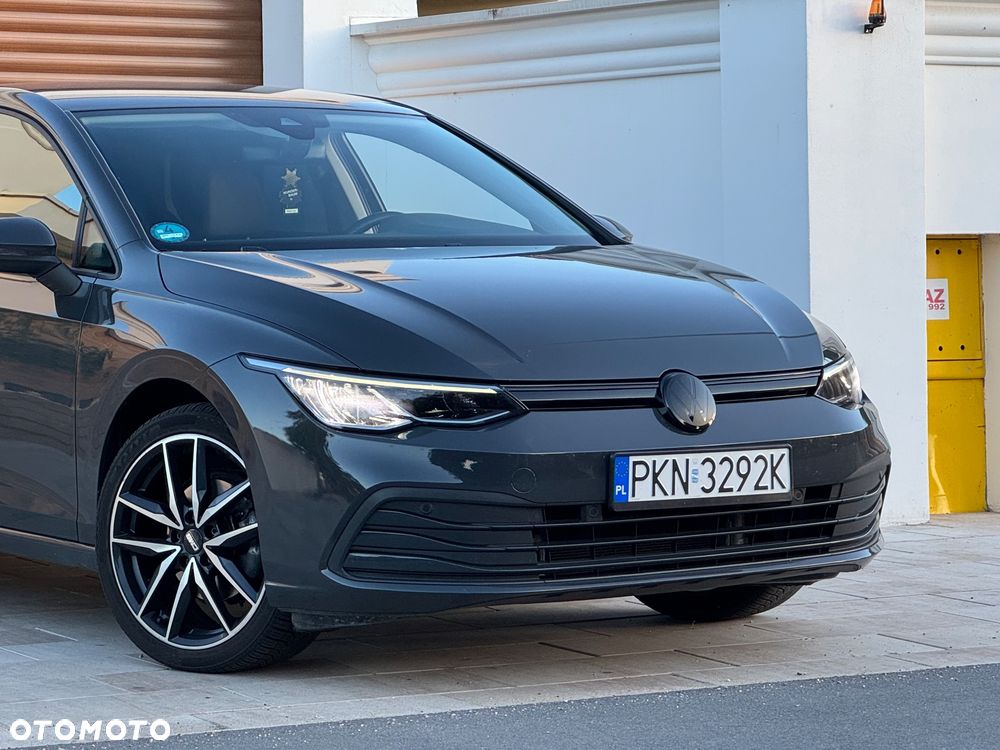 Volkswagen Golf 1.5 eTSI OPF DSG Style - 11