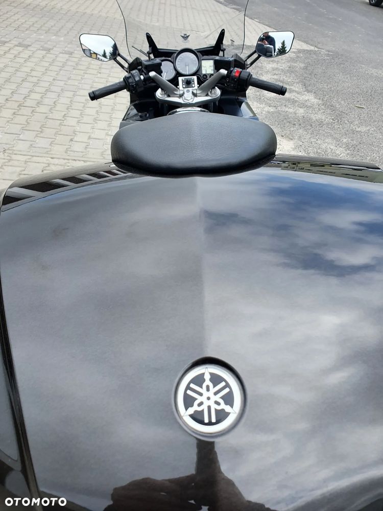Yamaha FJR - 10