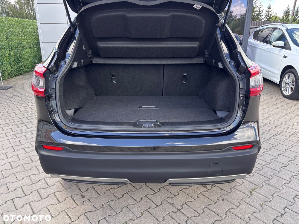 Nissan Qashqai 1.3 DIG-T N-Connecta - 37