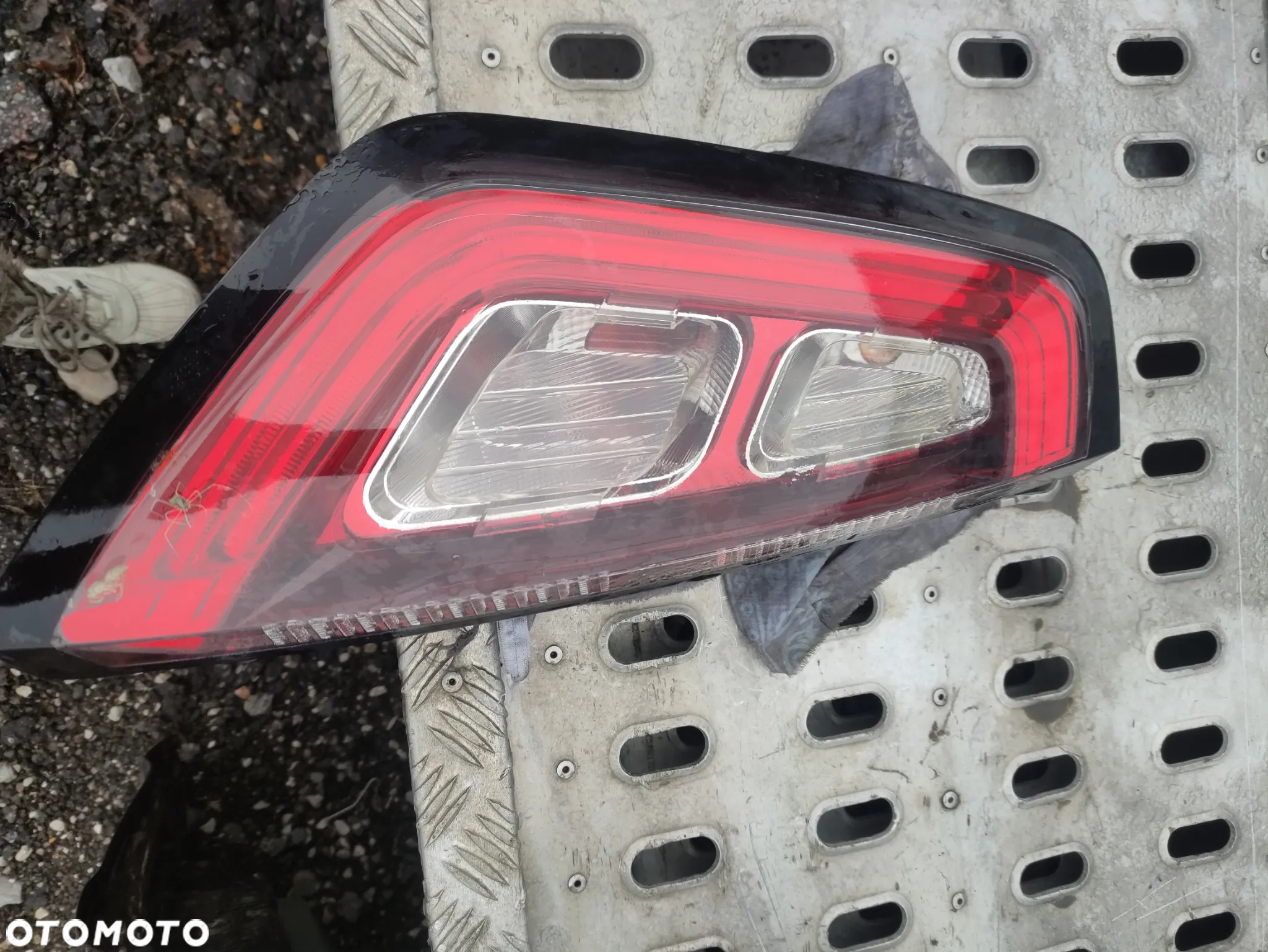 Fiat Punto Evo 5D lampa lewy tył - 2