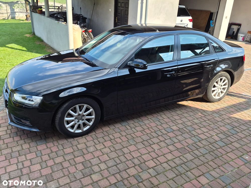 Audi A4 Limousine - 19