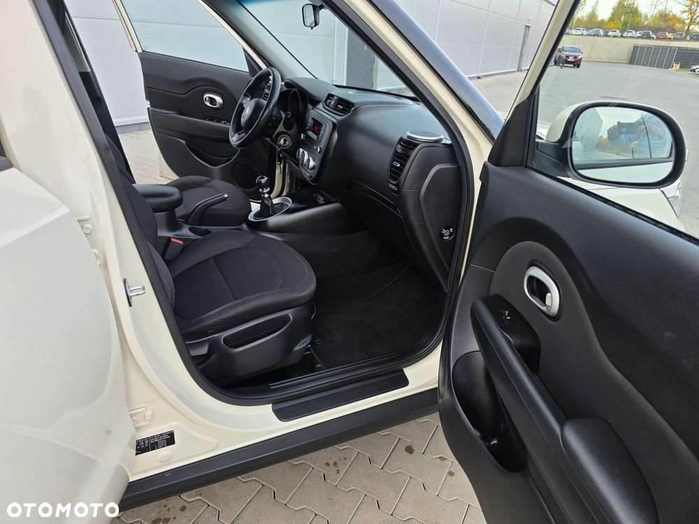 Kia Soul 1.6 GDI White&Red Edition - 21