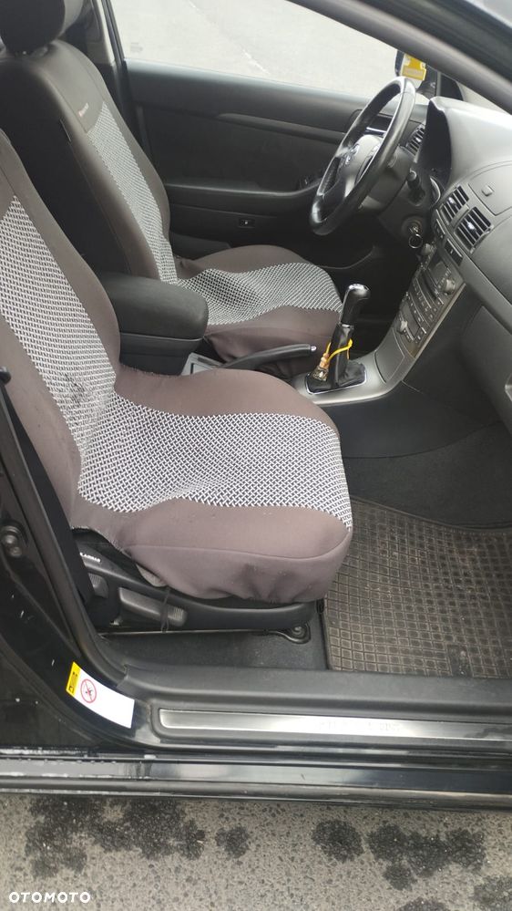Toyota Avensis 1.8 VVT-i Sol - 10