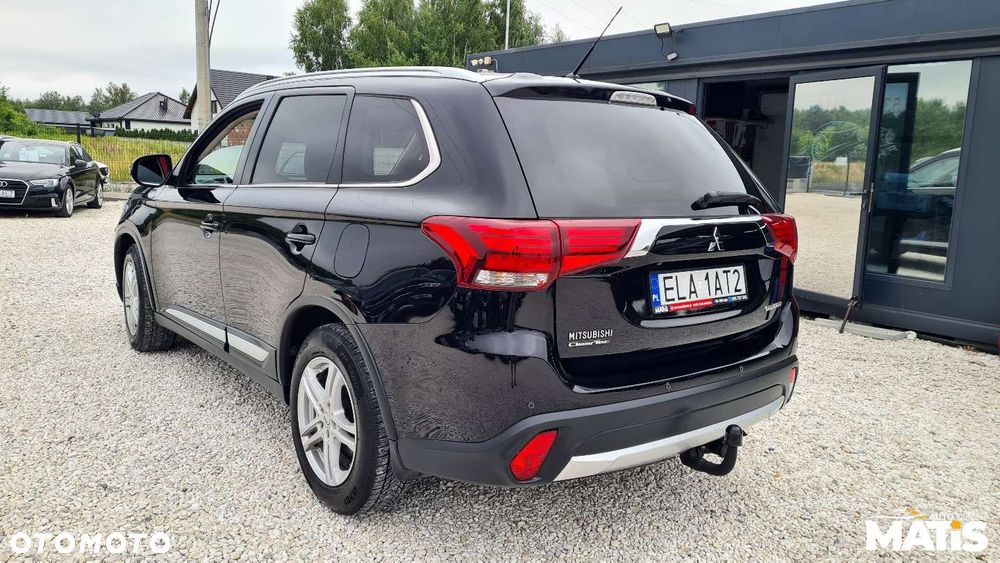 Mitsubishi Outlander - 21