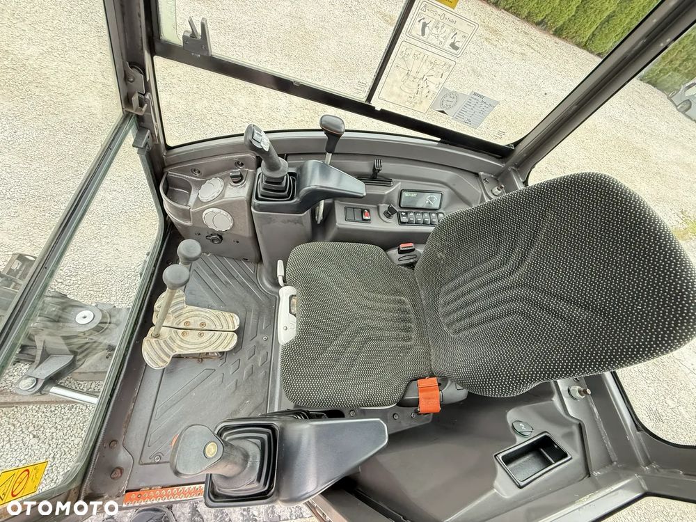 Volvo EC18D EC 18 D / Z NIEMIEC / PIĘKNA / POWERTILT / 2017 ROK / ORYGINAŁ / 15 16 17 20 22 301.6 301.8 VIO PC KX 018 19C 16C 18-3 - 8