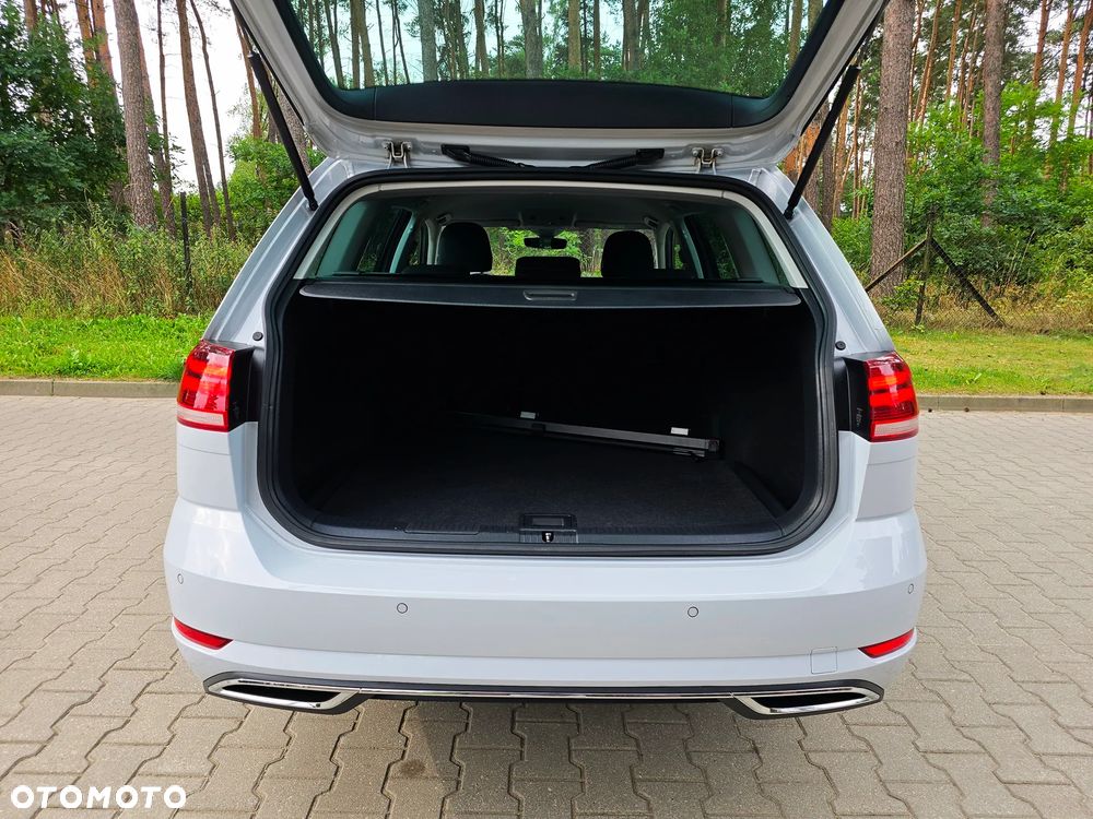 Volkswagen Golf 1.5 TSI ACT OPF DSG Highline - 22