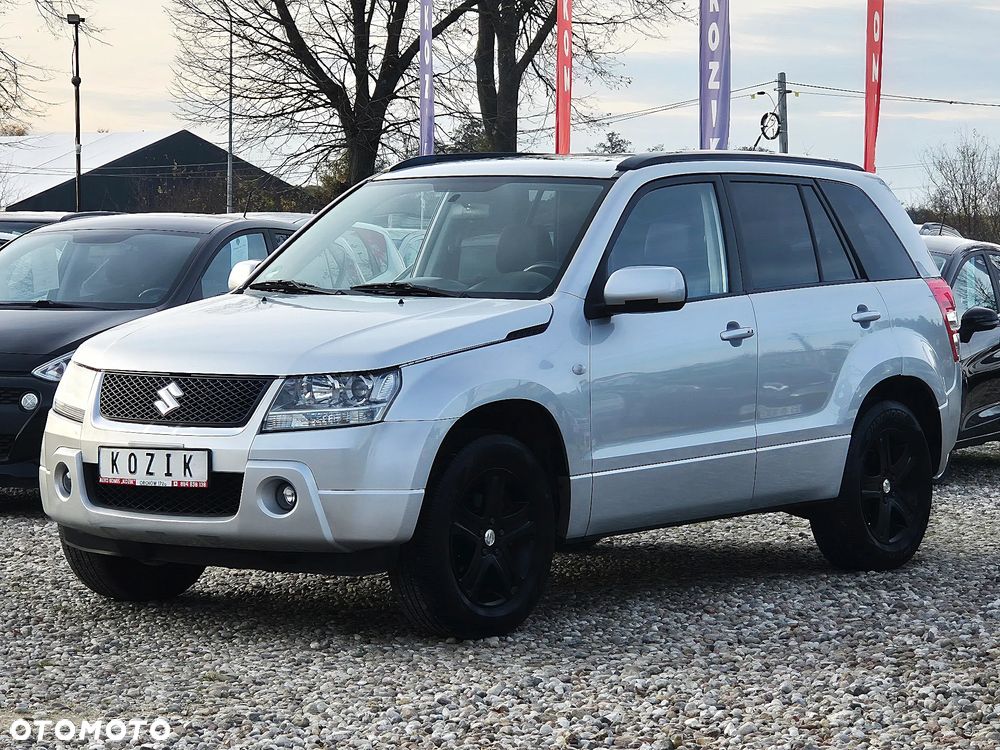 Suzuki Grand Vitara 2.0 De luxe - 3