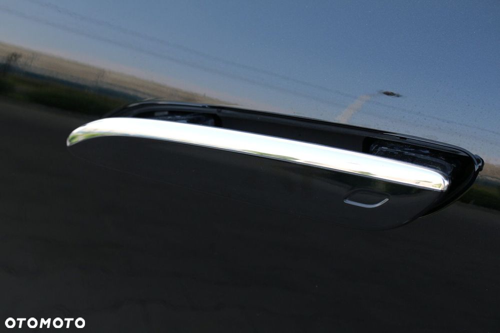 Mercedes-Benz CLA 200 58kWh - 19