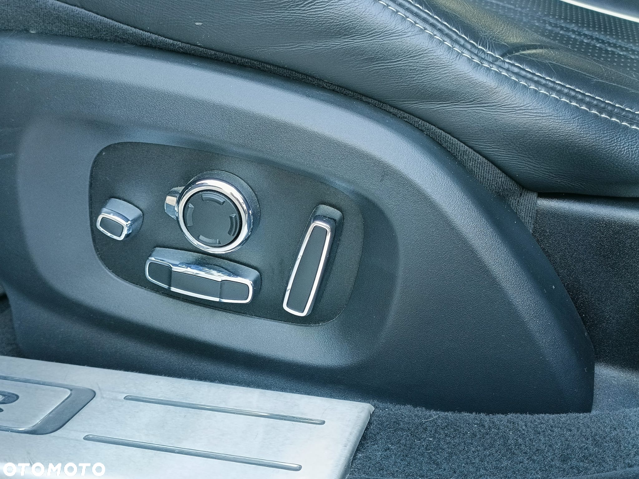 Jaguar XJ 3.0 V6 Diesel Luxury - 11