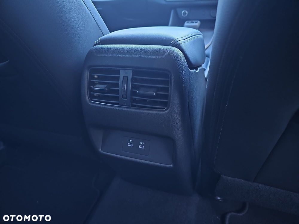 Nissan Qashqai 1.3 DIG-T MHEV N-Connecta Xtronic - 10