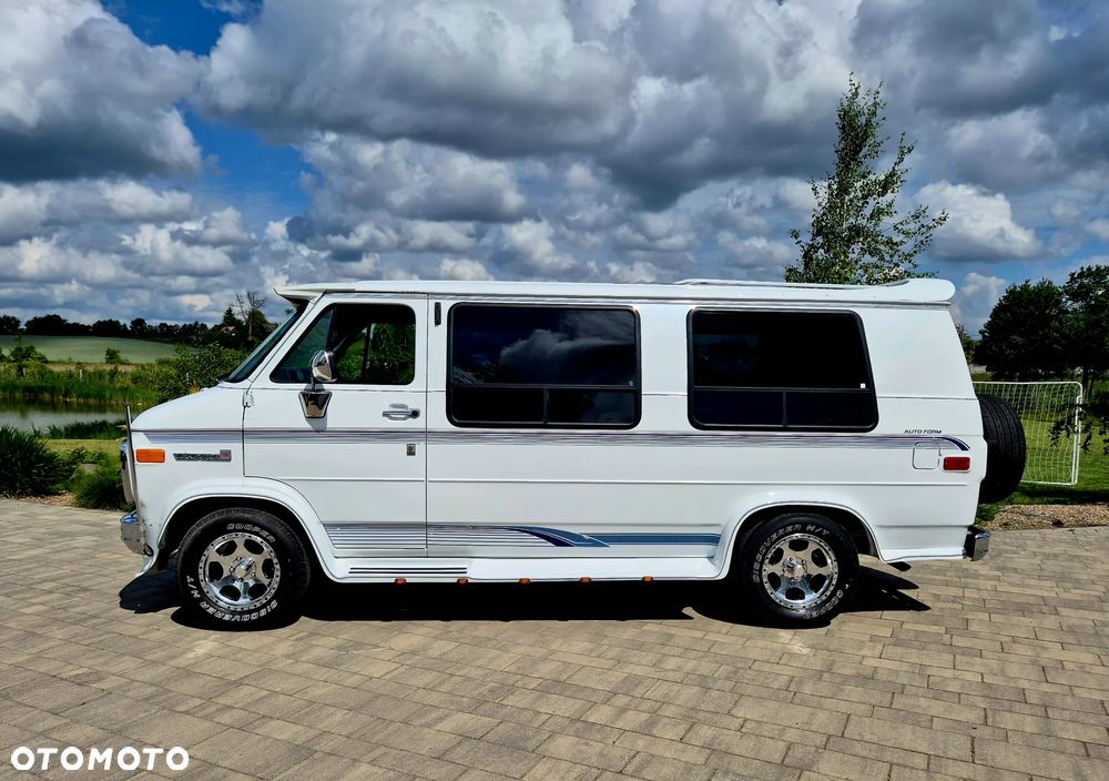 GMC Vandura - 4