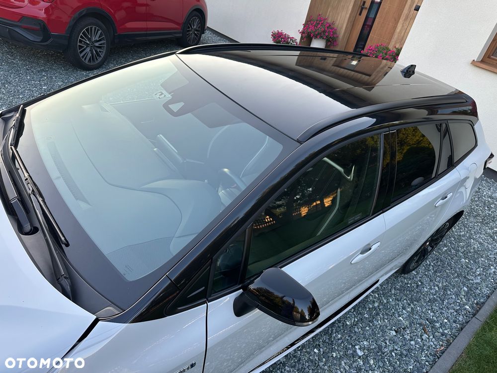 Toyota Corolla 2.0 Hybrid GR Sport - 18