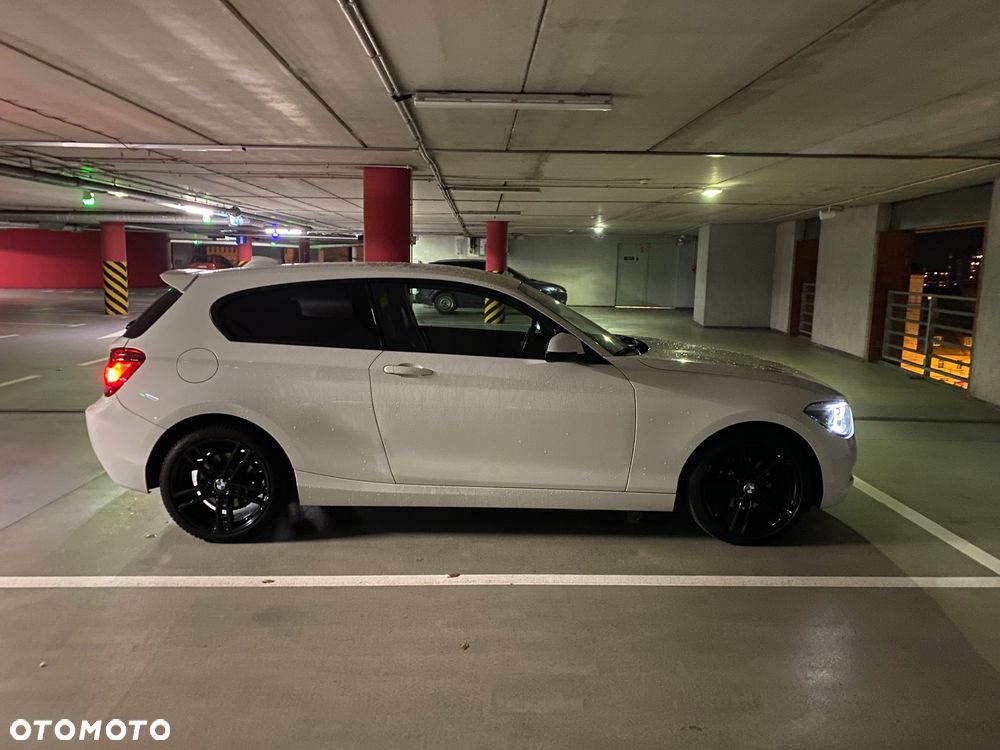 BMW Seria 1 118d - 4