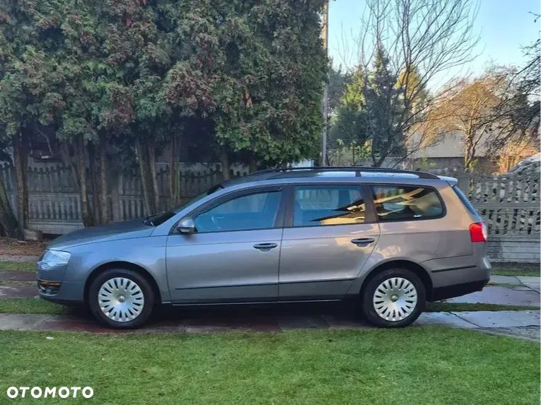 Volkswagen Passat 2.0 TDI Trendline - 8