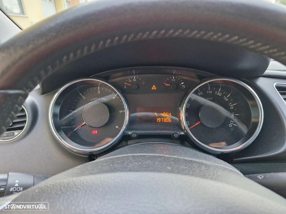 Peugeot 3008 1.6 HDi Style - 6
