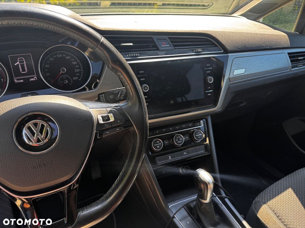 Volkswagen Touran 1.4 TSI BMT Comfortline DSG - 16