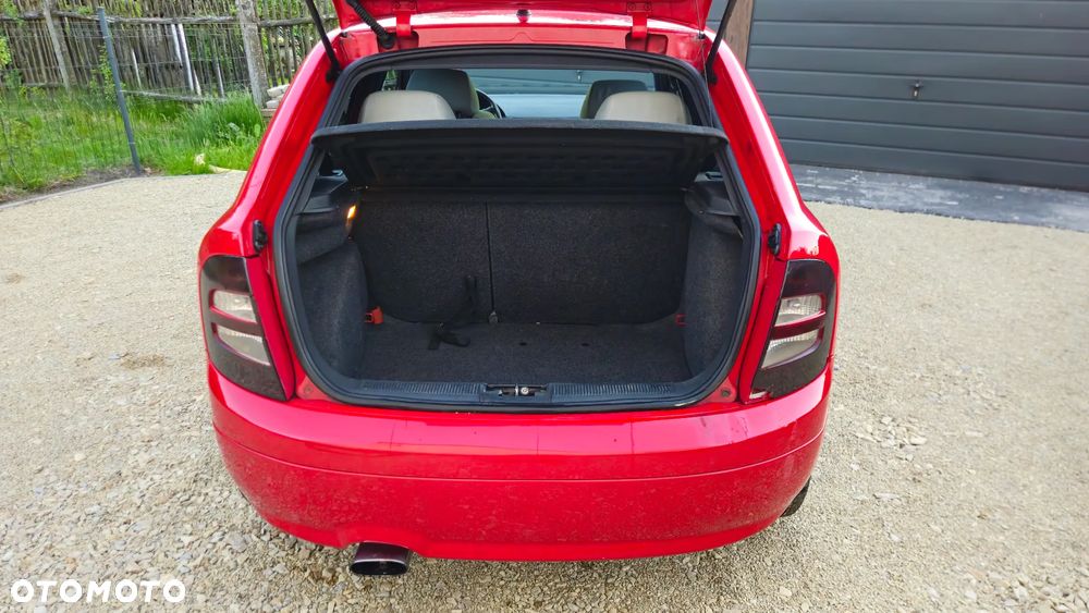 Skoda Fabia - 18