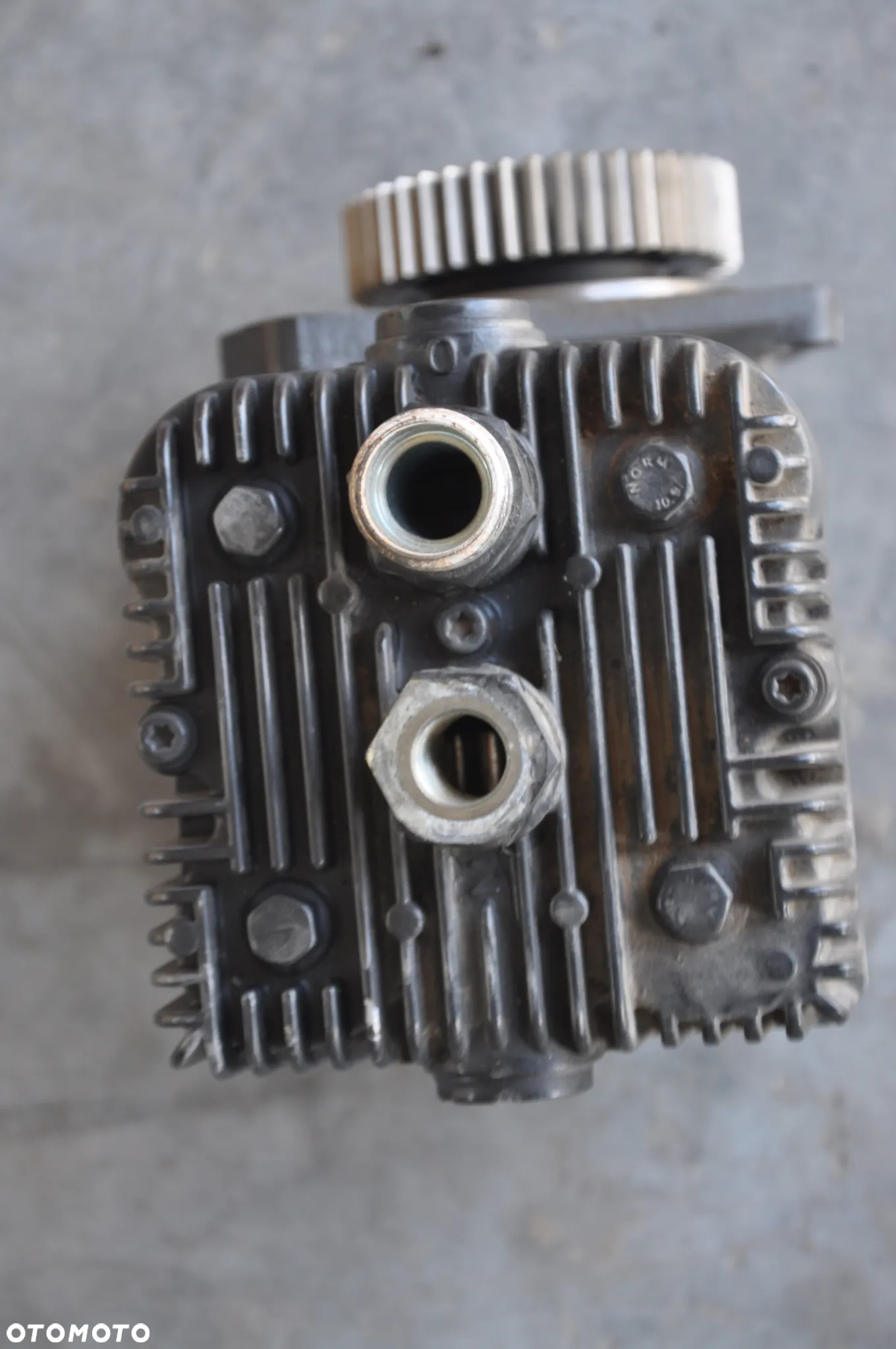 Kompresor sprężarka powietrza Deutz Fahr 6.1L6 - 7
