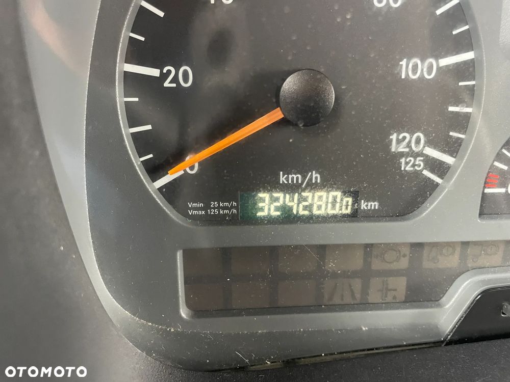 Mercedes-Benz Atego 818 - 7