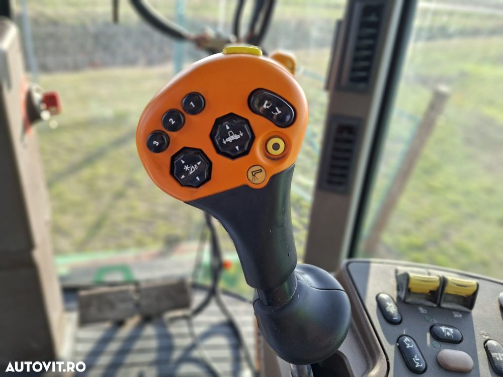 John Deere 9880STS - 11
