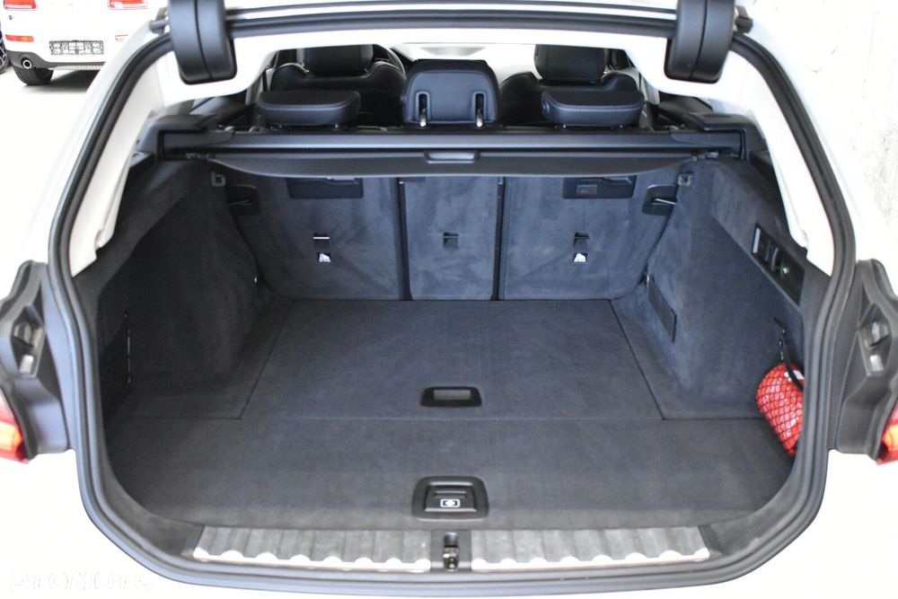 BMW Seria 3 - 25