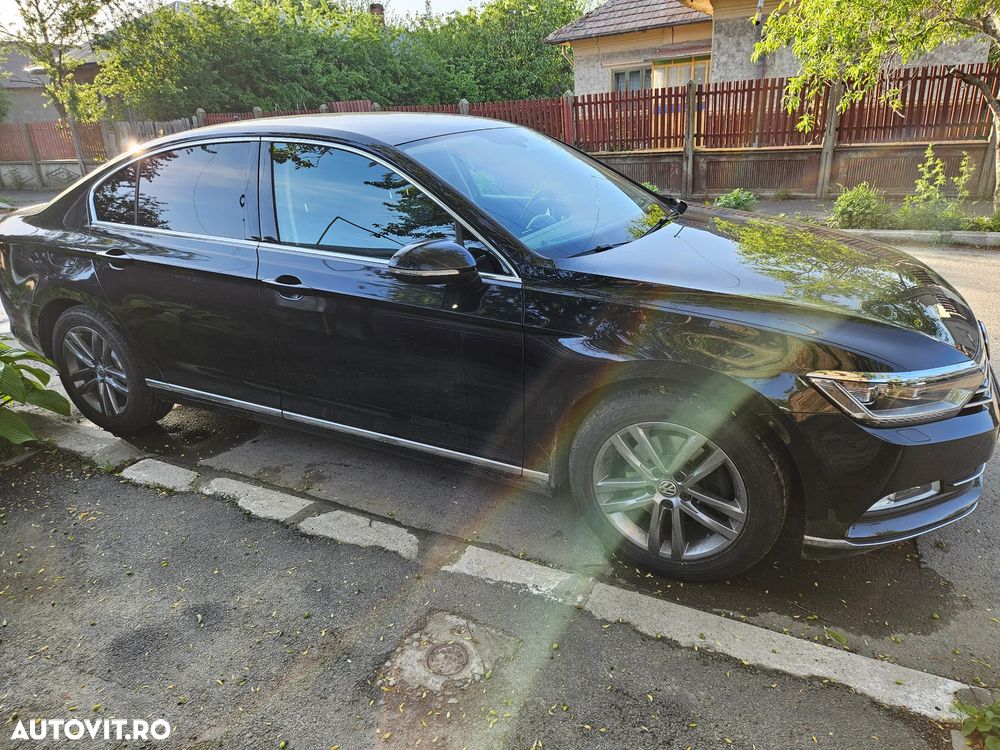 Volkswagen Passat 2.0 TDI DSG Highline - 9