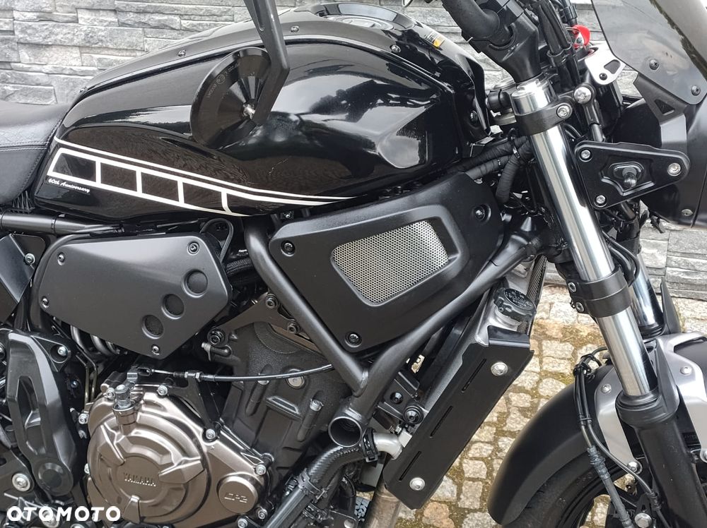 Yamaha XSR - 8
