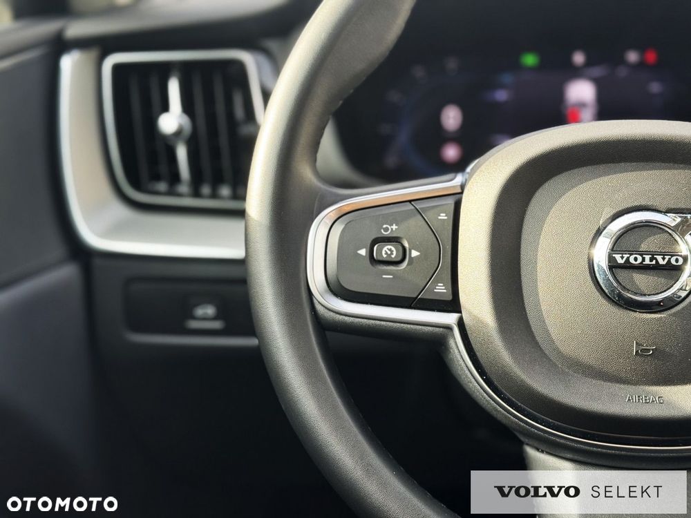 Volvo XC 60 - 8