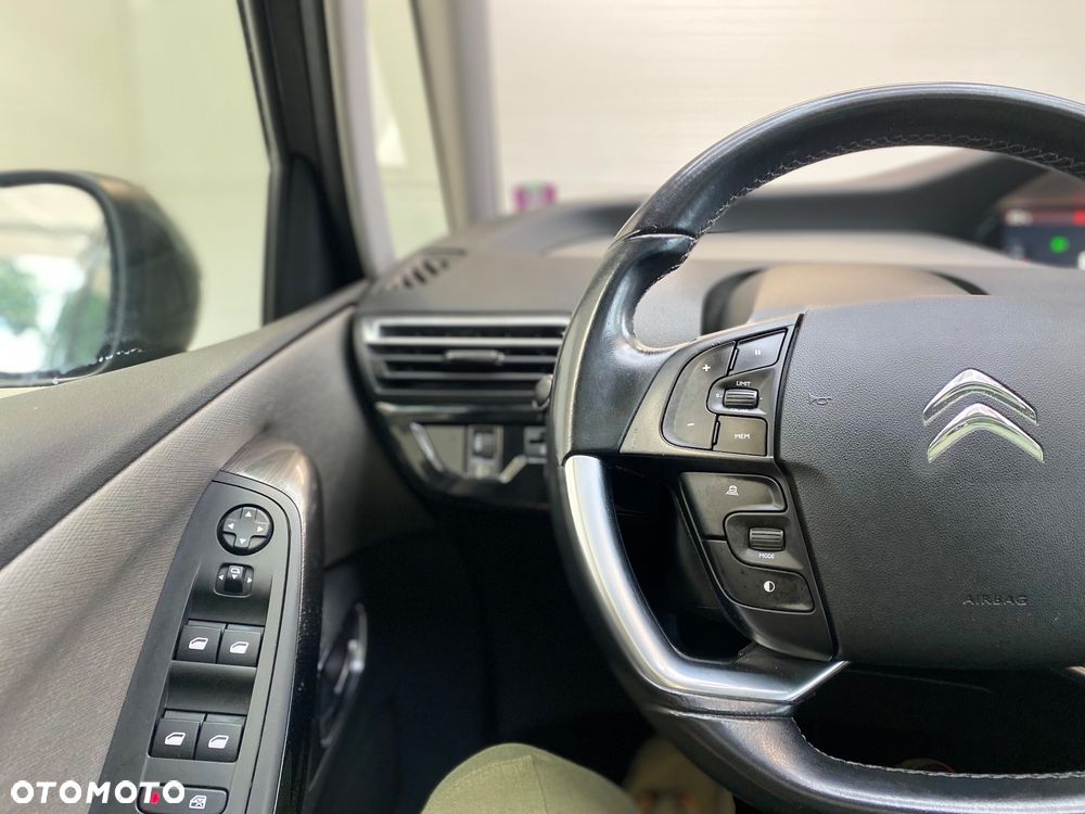 Citroën C4 Grand Picasso BlueHDi 150 SHINE - 32