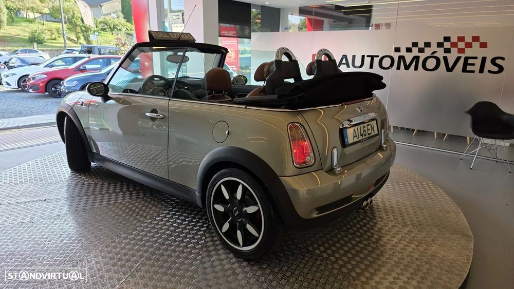 MINI Cabrio Cooper S Sidewalk - 19