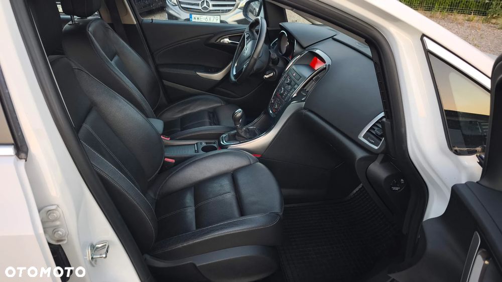 Opel Astra 1.4 T Cosmo S&S - 7