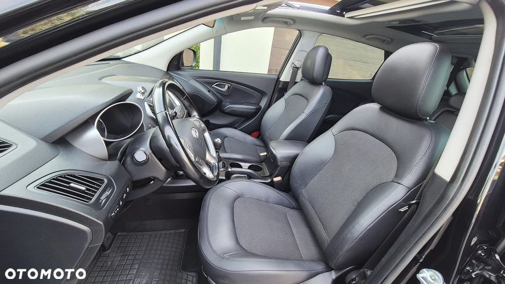 Hyundai ix35 1.7 CRDi Premium 2WD - 24