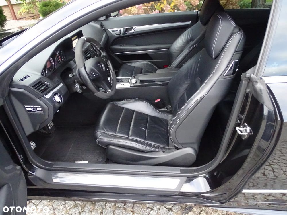 Mercedes-Benz Klasa E - 22