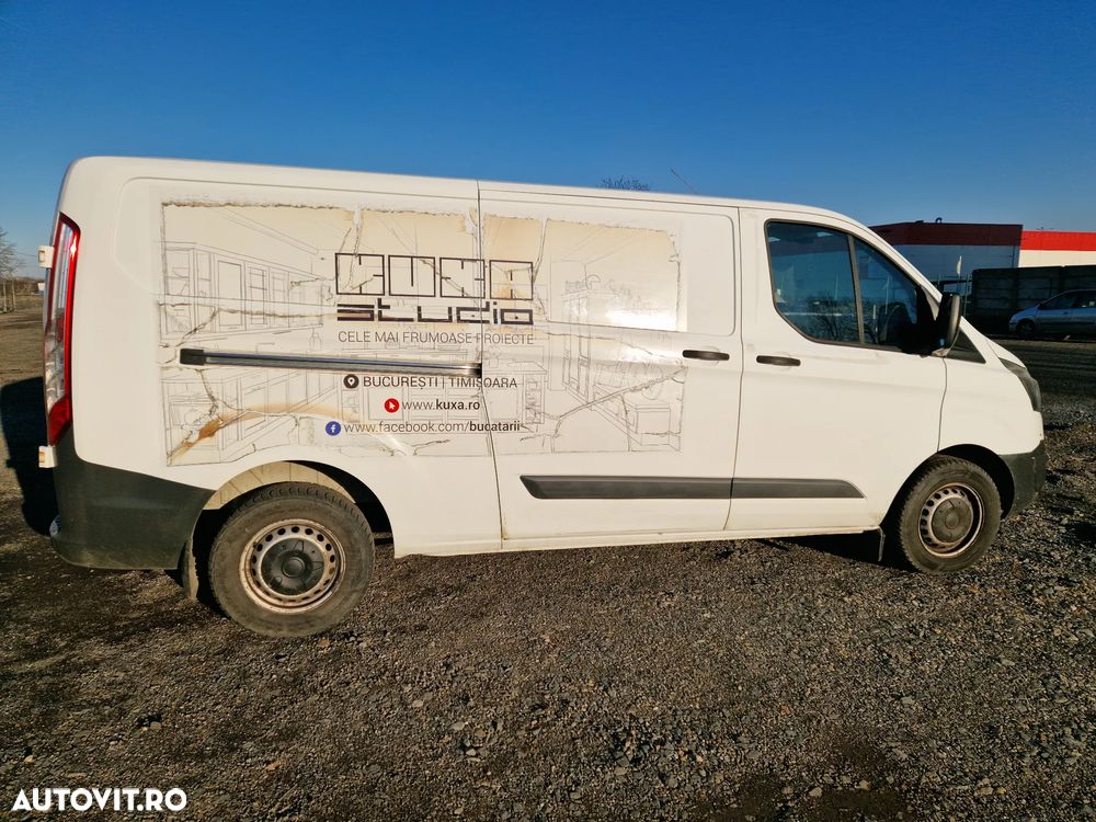 Ford Tranzit Custom - 4
