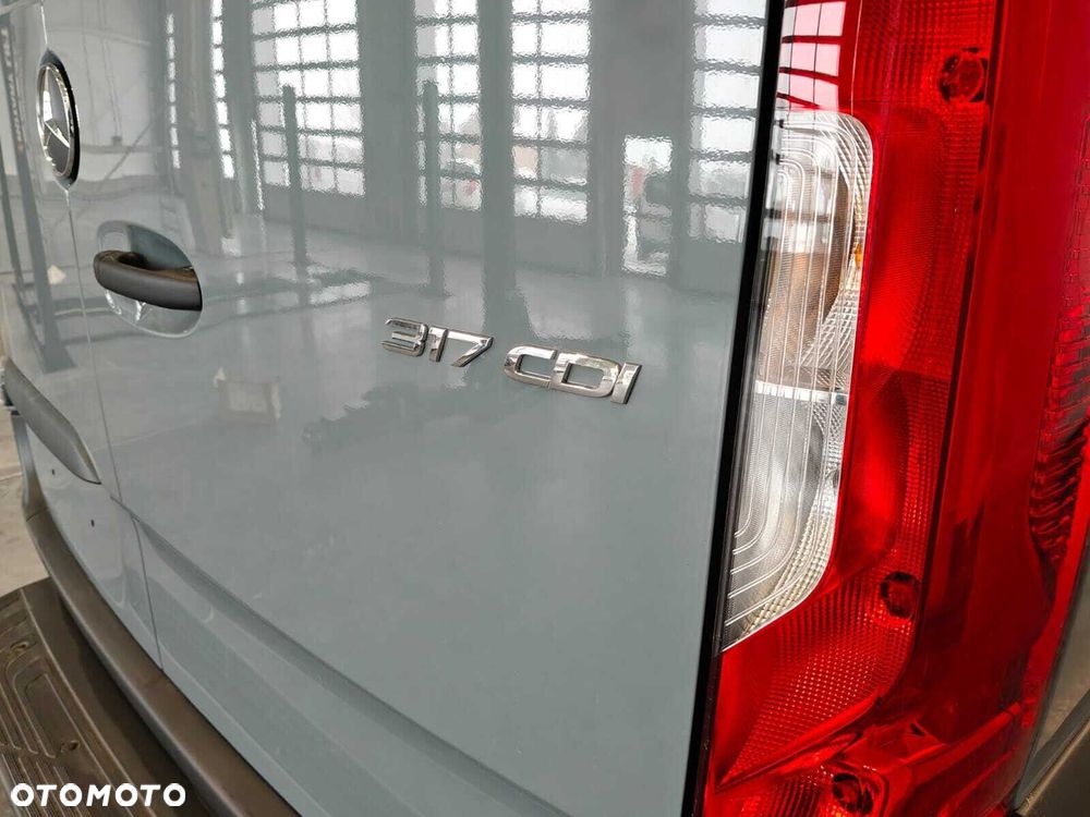 Mercedes-Benz Sprinter 317 cdi L4H2 - 9