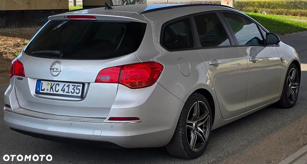 Opel Astra 1.7 CDTI DPF ecoFLEX Start/Stop 150 Jahre - 9